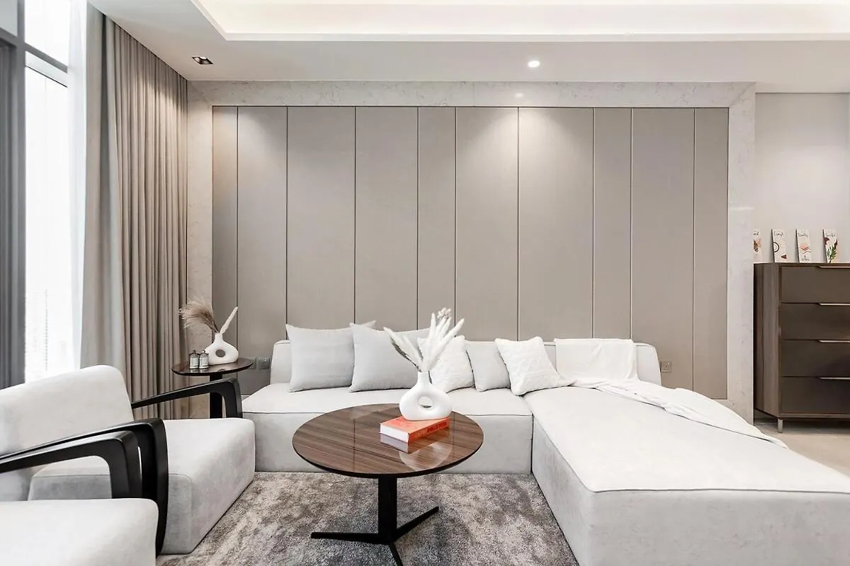 Tiger One Luxury 1 Bedroom Dubai Apartment